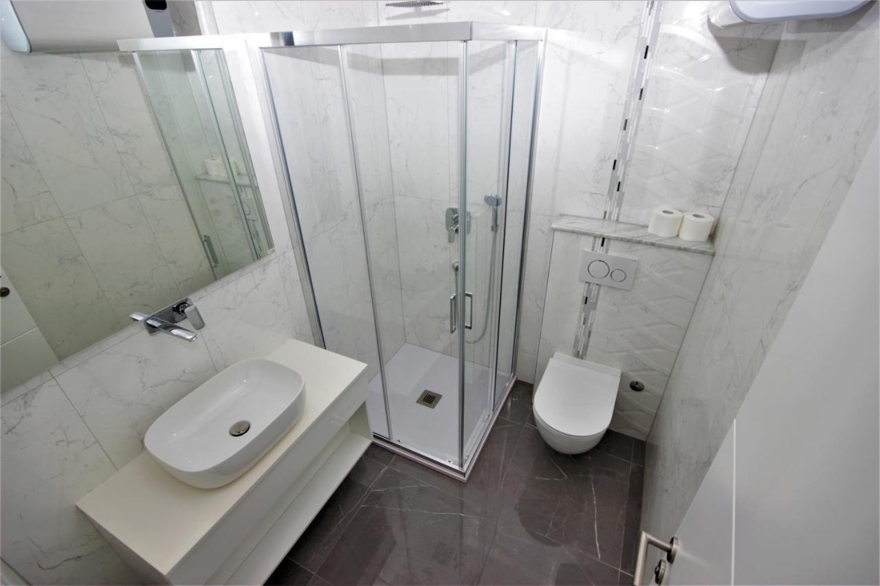 Apartments Smitran Banjole Exterior foto